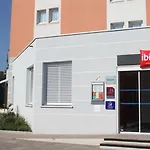 Ibis Lyon Sud Sur Rhône Hotel