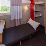 Ibis Lyon Sud Sur Rhône 3*