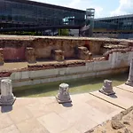 Hotel Ibis Lyon Sud Sur Rhône 3*