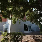 Hotel Ibis Lyon Sud Sur Rhône