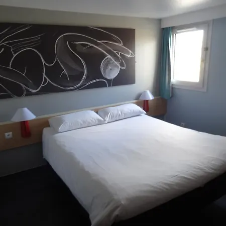 Ibis Lyon Sud Sur Rhone Hotel