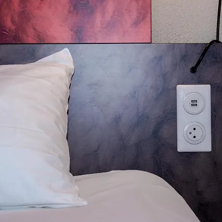 Ibis Lyon Sud Sur Rhone 3*