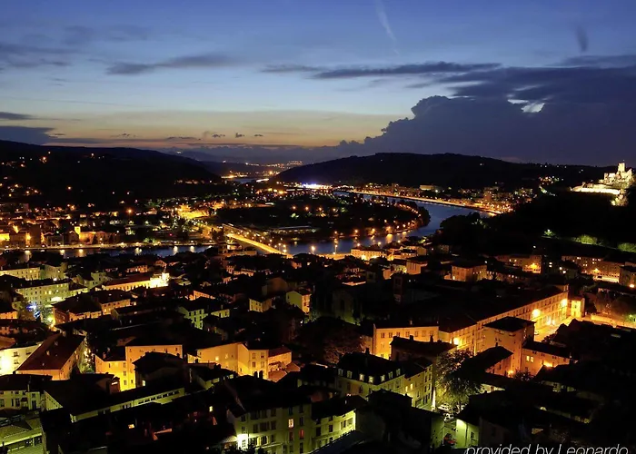 Hotel Ibis Lyon Sud Sur Rhone 3*